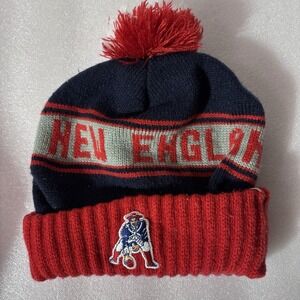 NFL New England Patriots Knit Beanie Hat With Red Pom Pom Gridiron Football